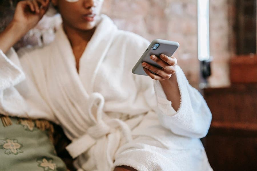 Loop terry cotton bathrobe with patch pockets